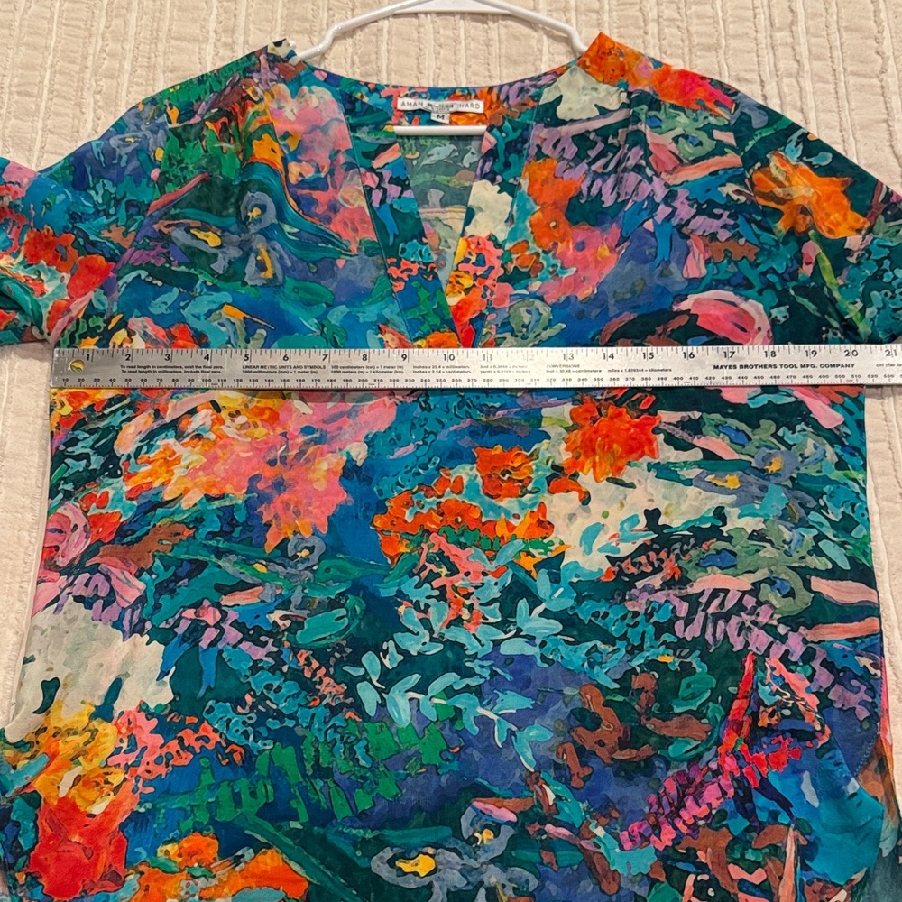 Amanda Uprichard Watercolor Multicolor Floral 100% Silk‎ Blouse - medium - Picture 13 of 16